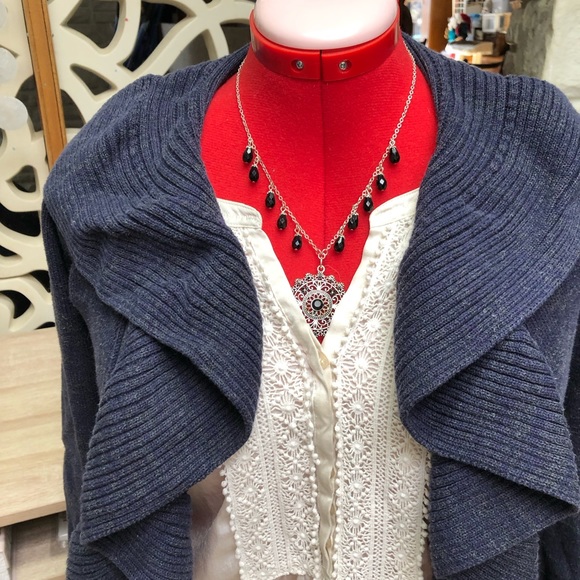 Size M SRS 100% cotton luscious full ruffle cardigan. - Picture 8 of 13